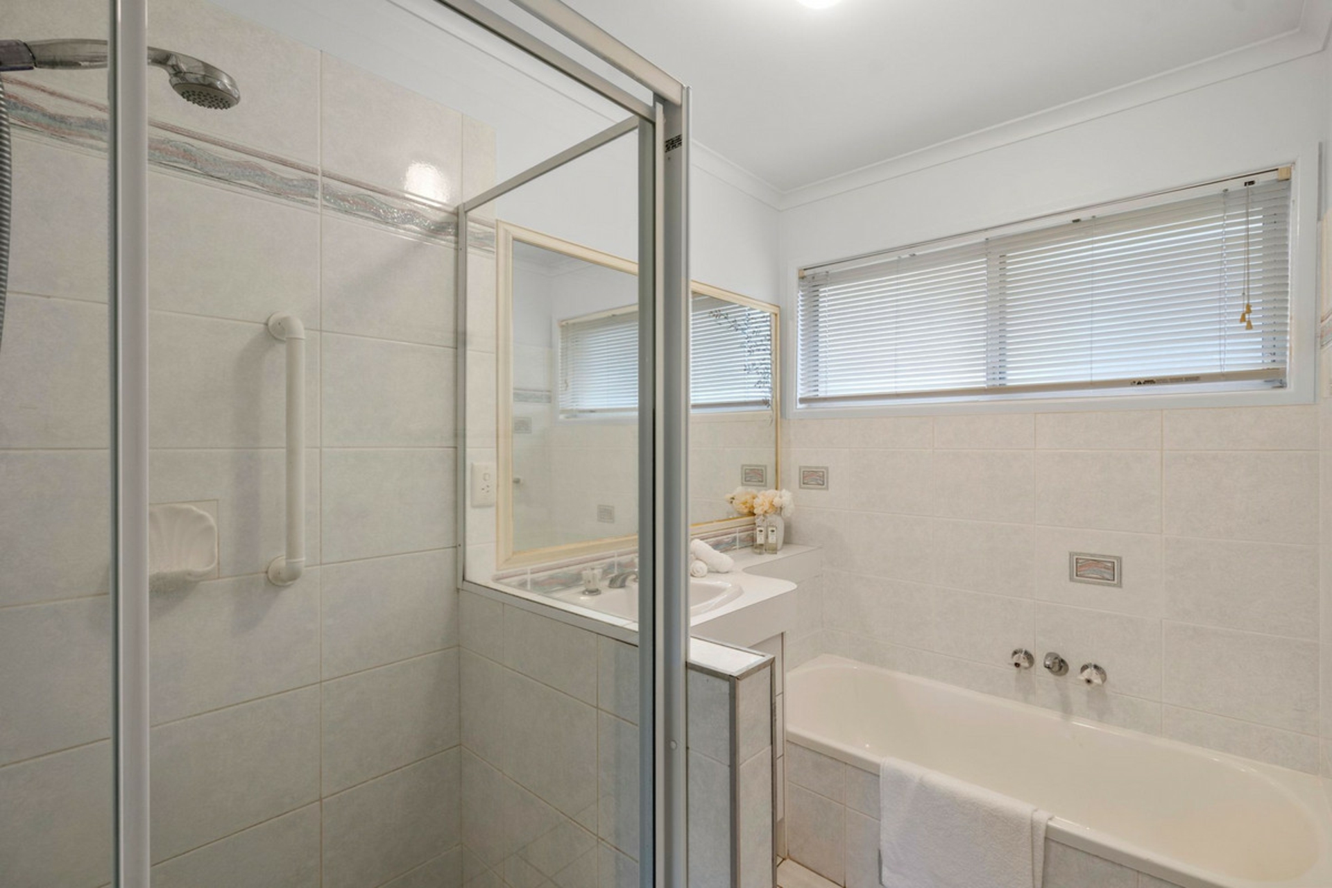 16 Jacqueline Avenue — photo 8 of 27