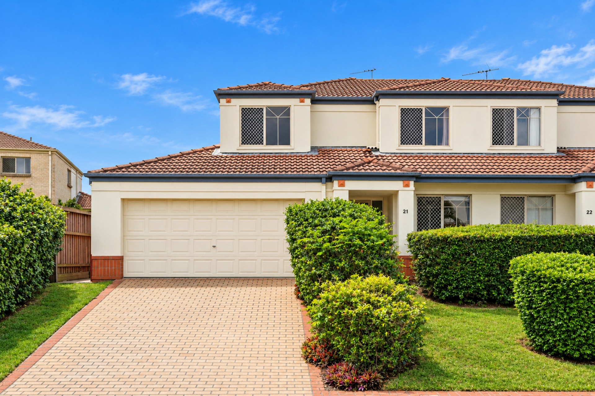 21/8 Manor Street — photo from LJ Hooker Property Partners