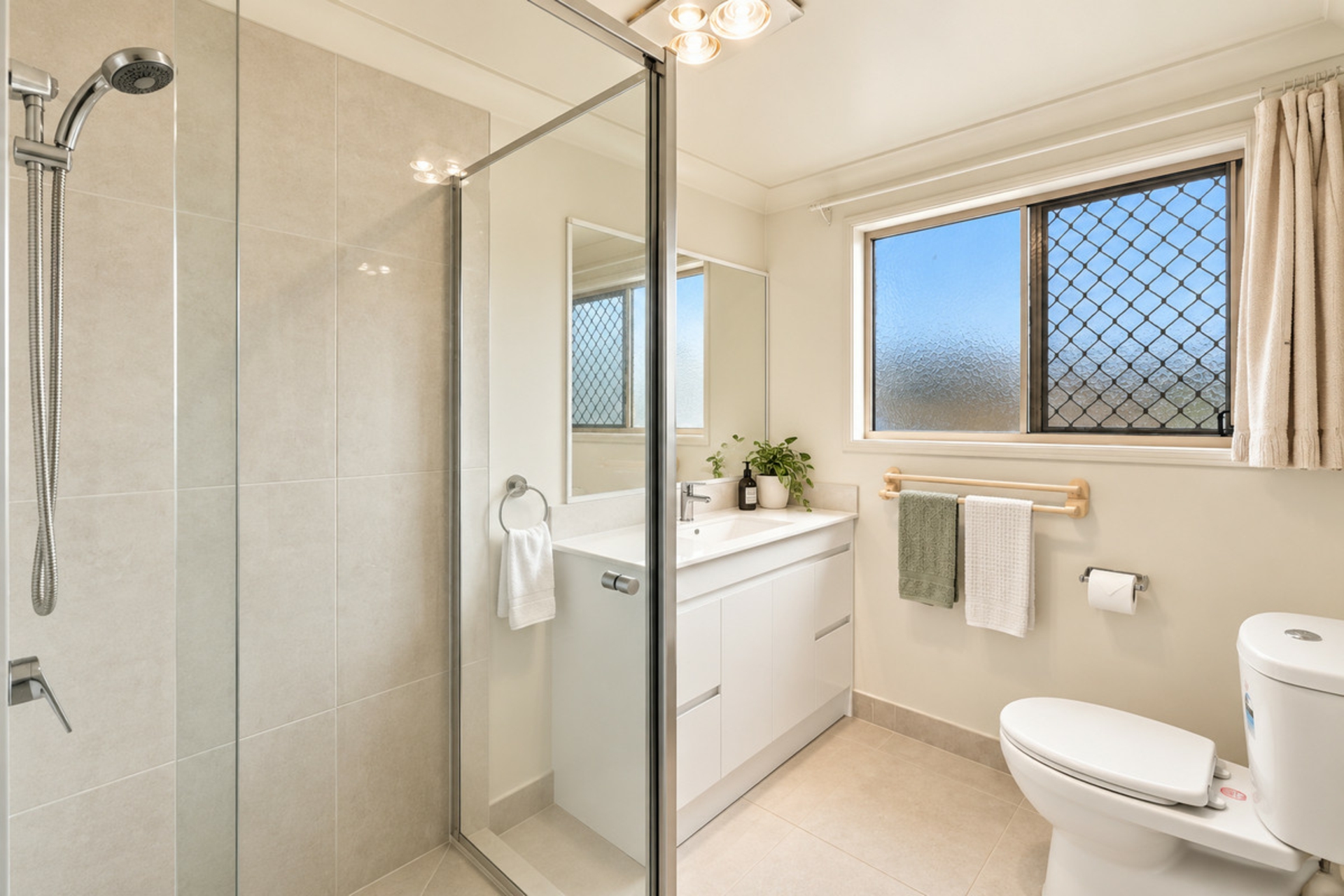 21/8 Manor Street — photo 15 of 29