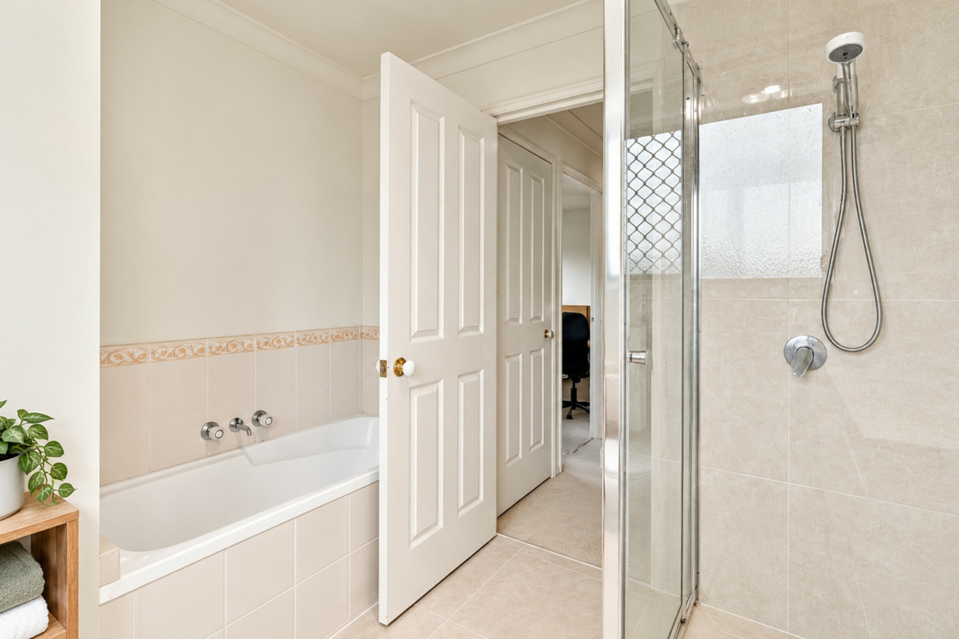 21/8 Manor Street — photo 16 of 29
