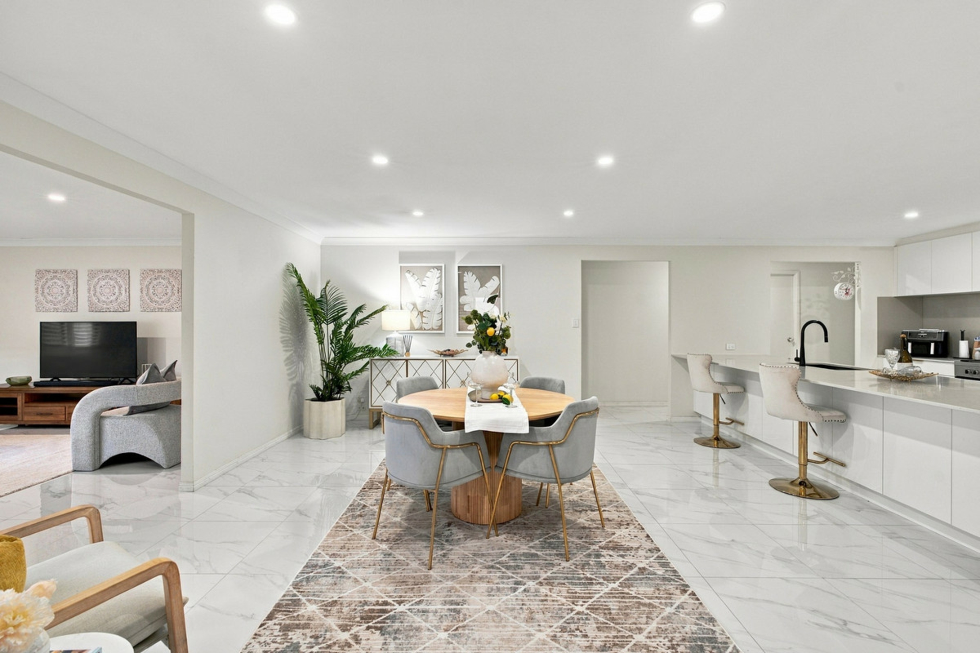 49 Caribbea Street — photo 9 of 24