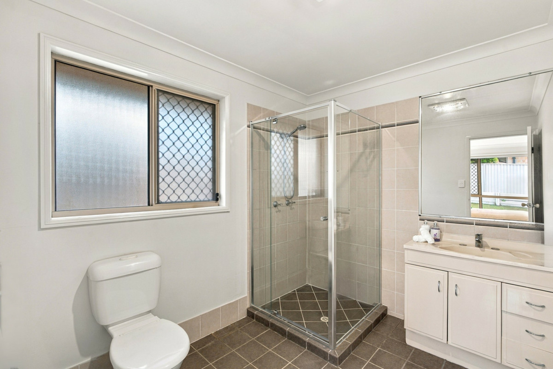 49 Caribbea Street — photo 14 of 24