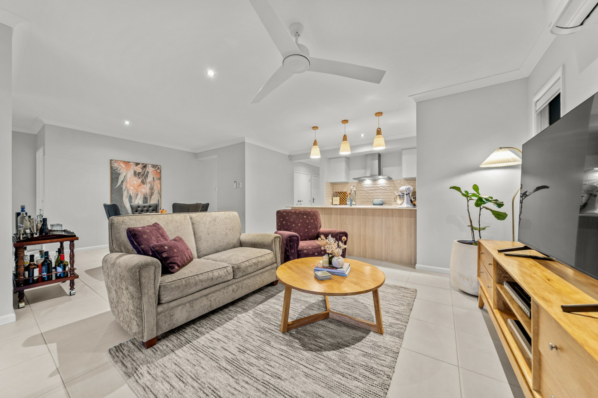 37 Ferdinando Street — photo 2 of 27
