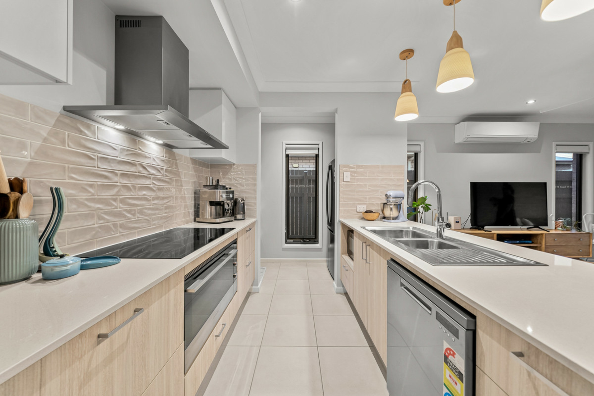 37 Ferdinando Street — photo 8 of 27