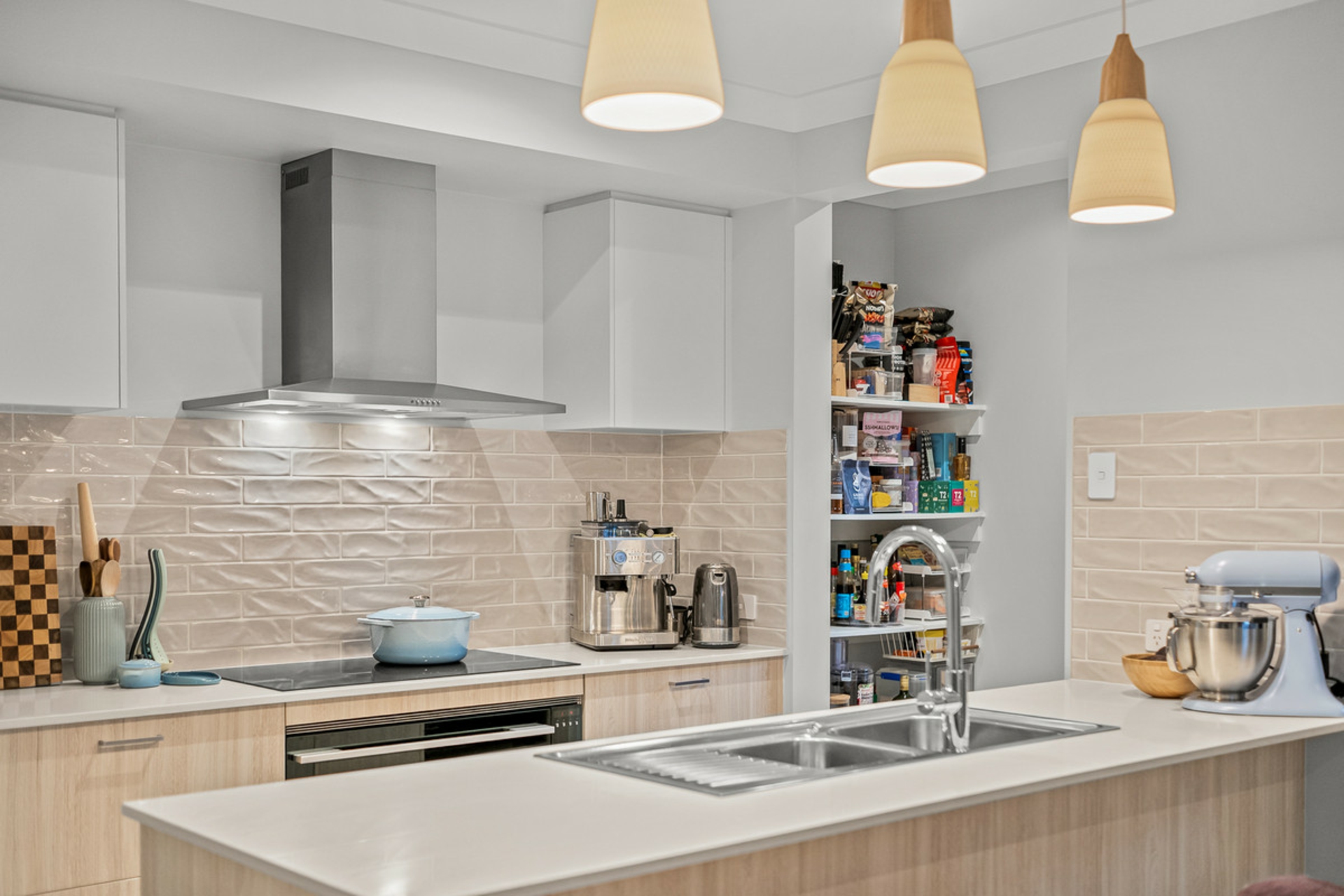 37 Ferdinando Street — photo 10 of 27