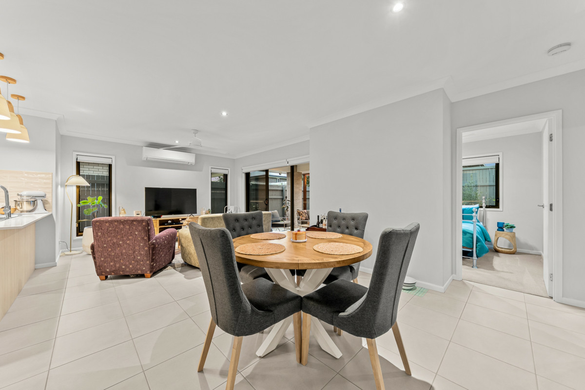 37 Ferdinando Street — photo 12 of 27