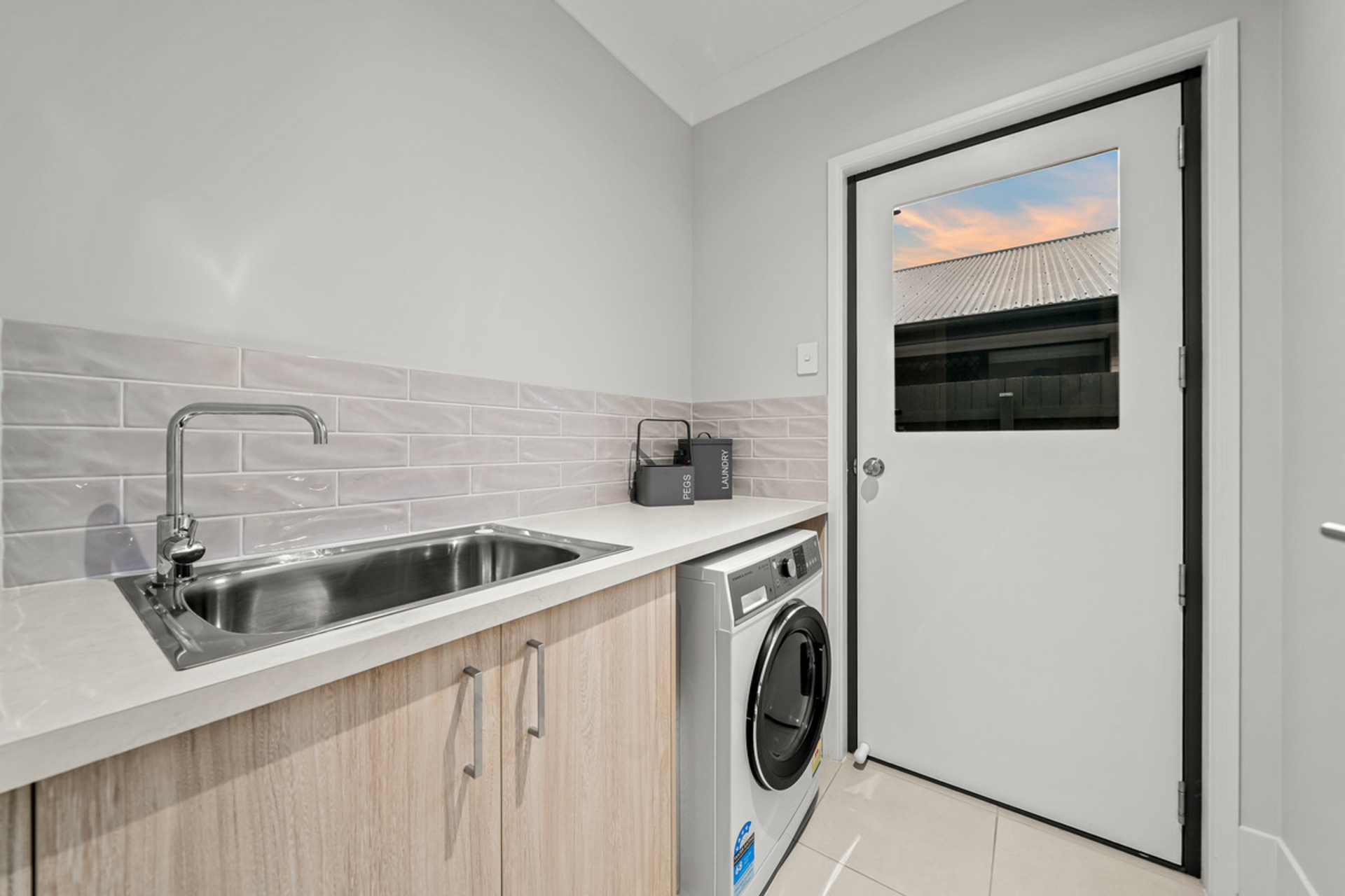 37 Ferdinando Street — photo 20 of 27