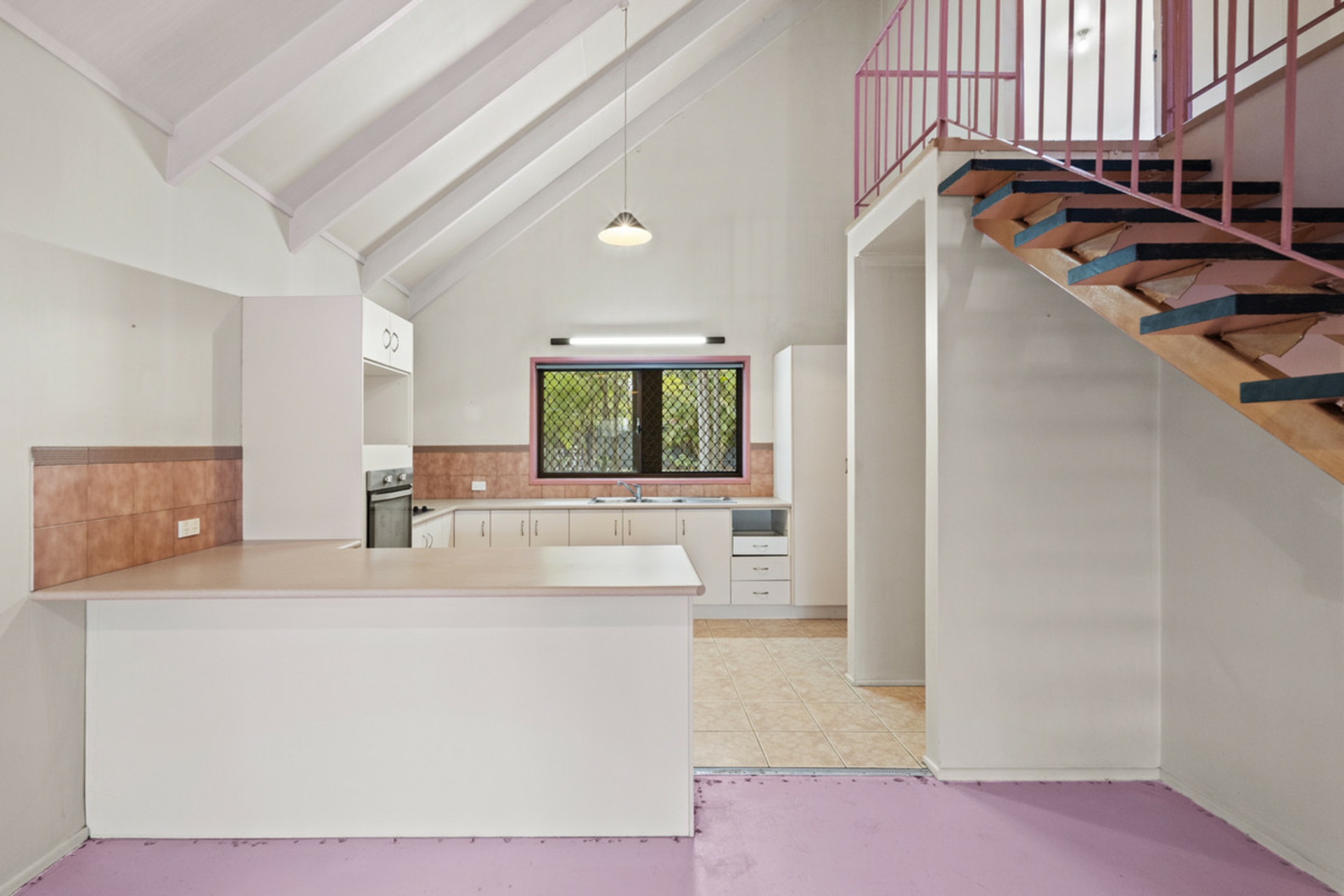 85 Chester Road — photo 13 of 30