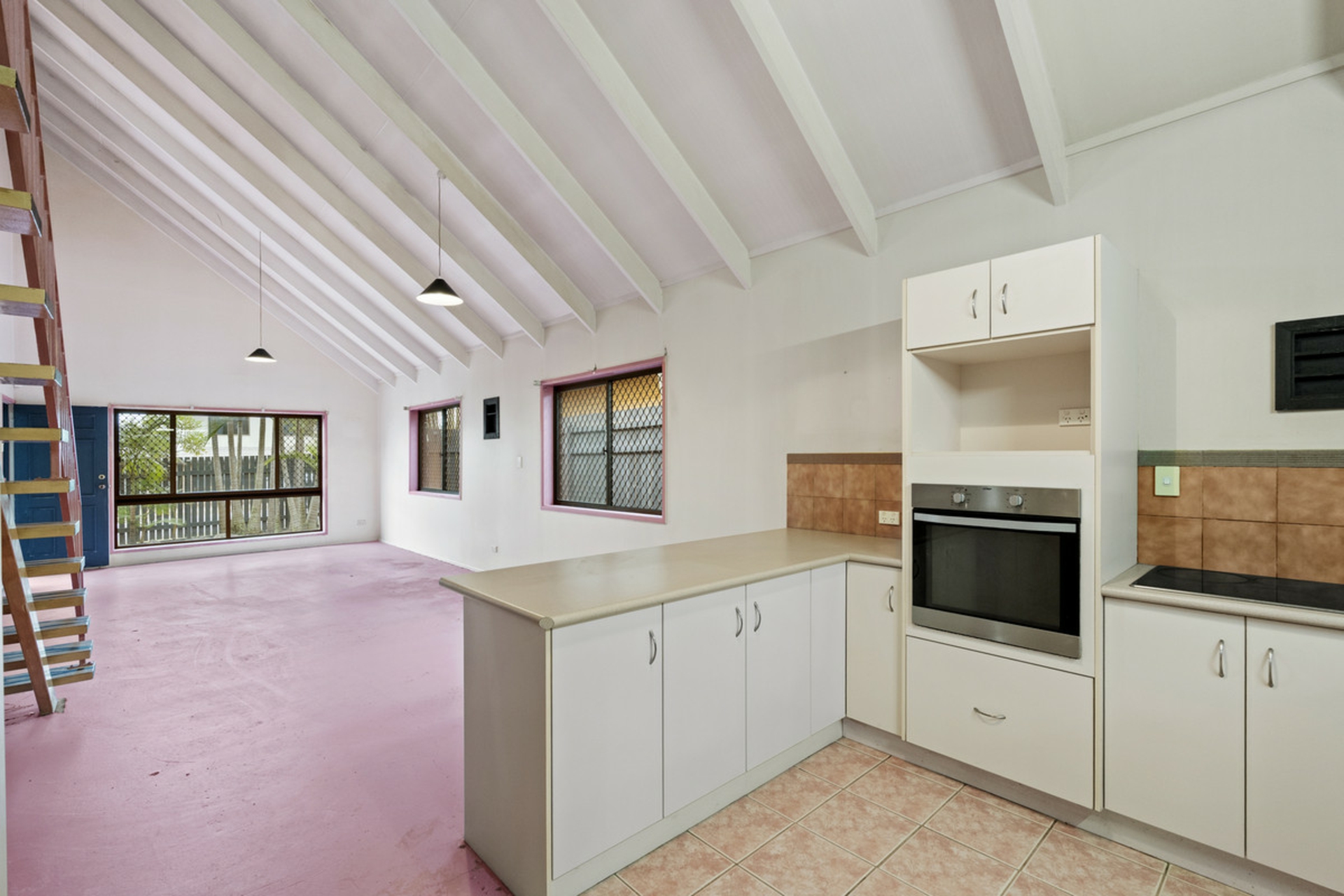 85 Chester Road — photo 17 of 30