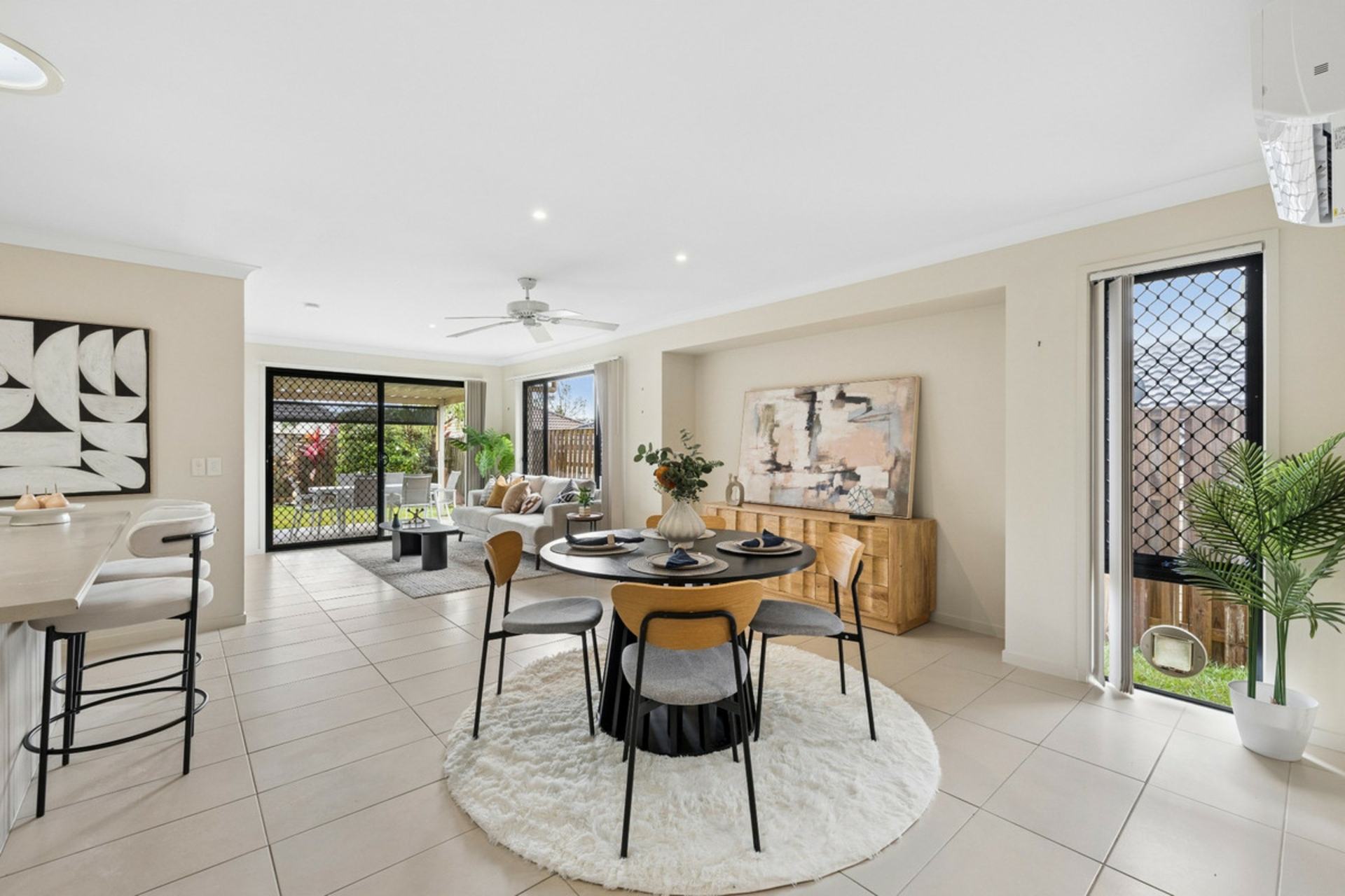 29 Shoalhaven Avenue — photo 7 of 26
