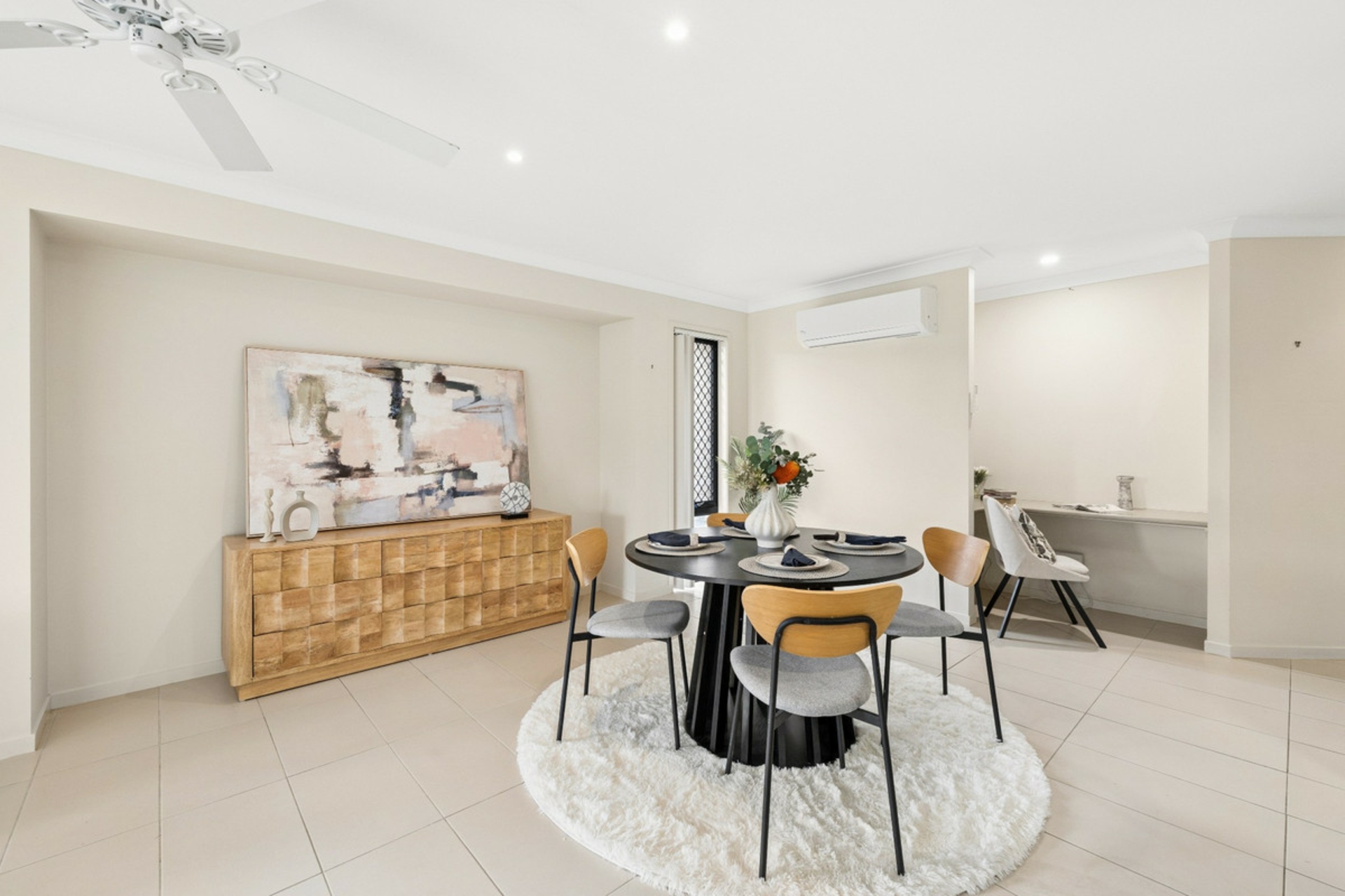 29 Shoalhaven Avenue — photo 8 of 26