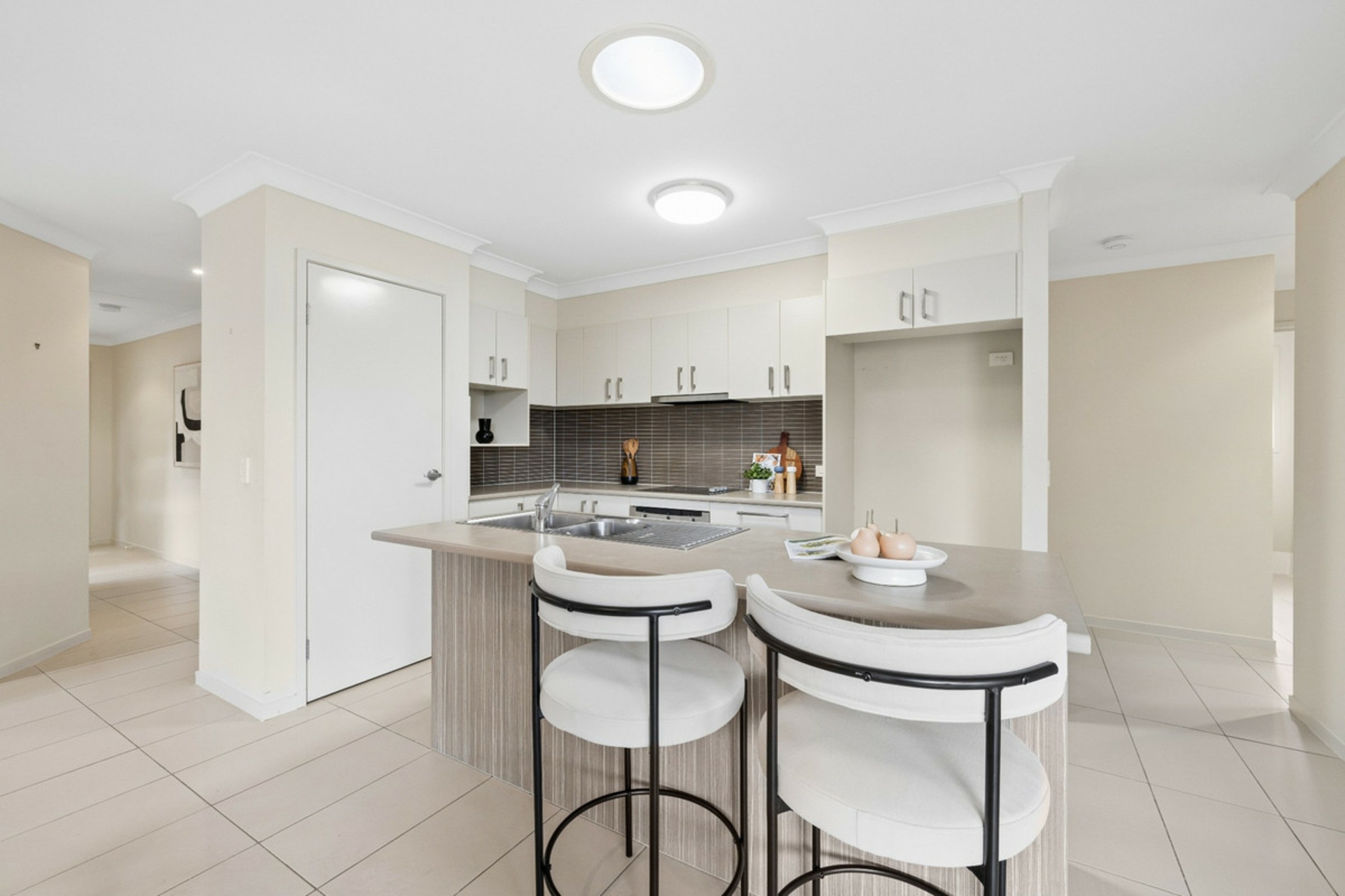 29 Shoalhaven Avenue — photo 17 of 26