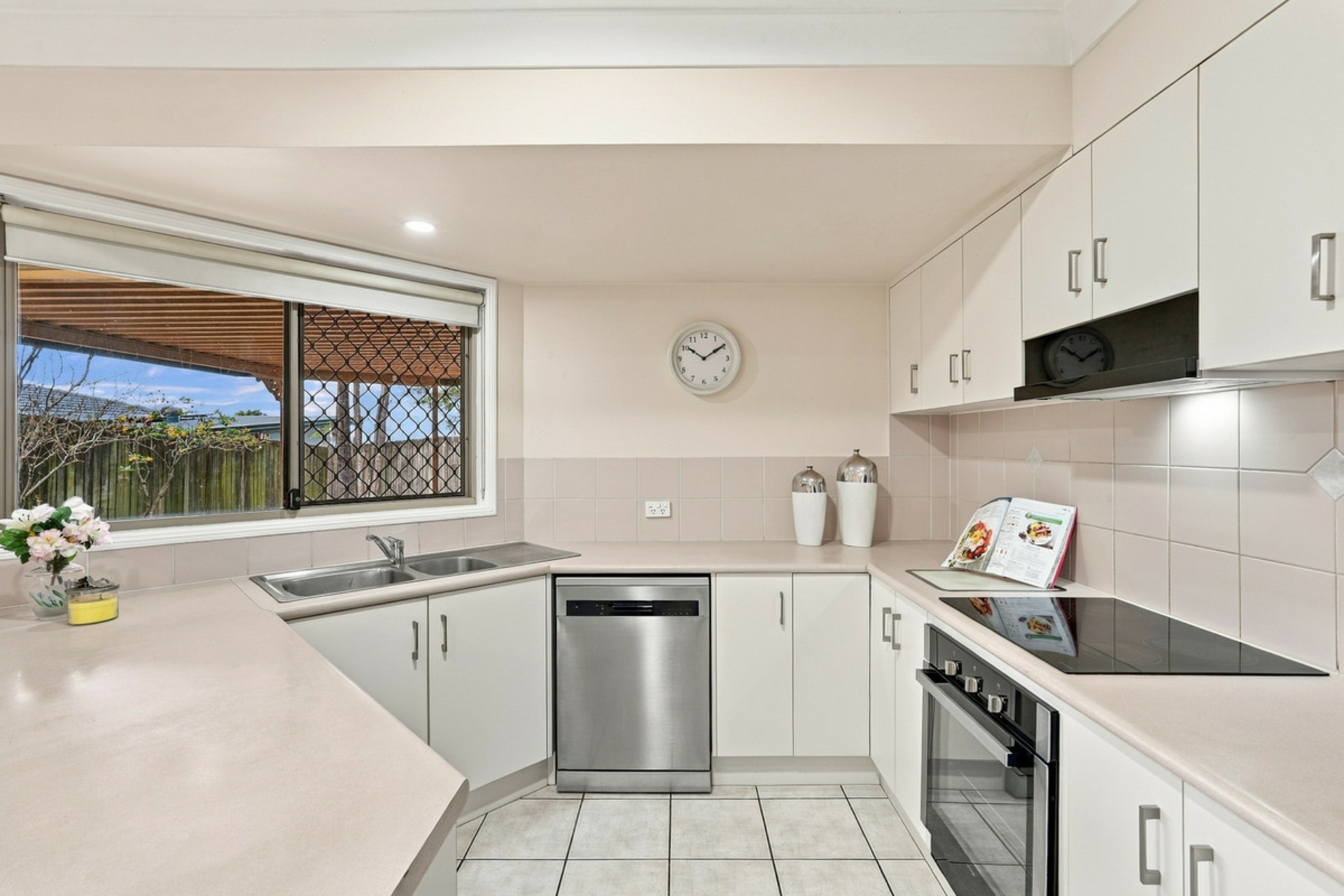 47/45 Farne Street — photo 8 of 27