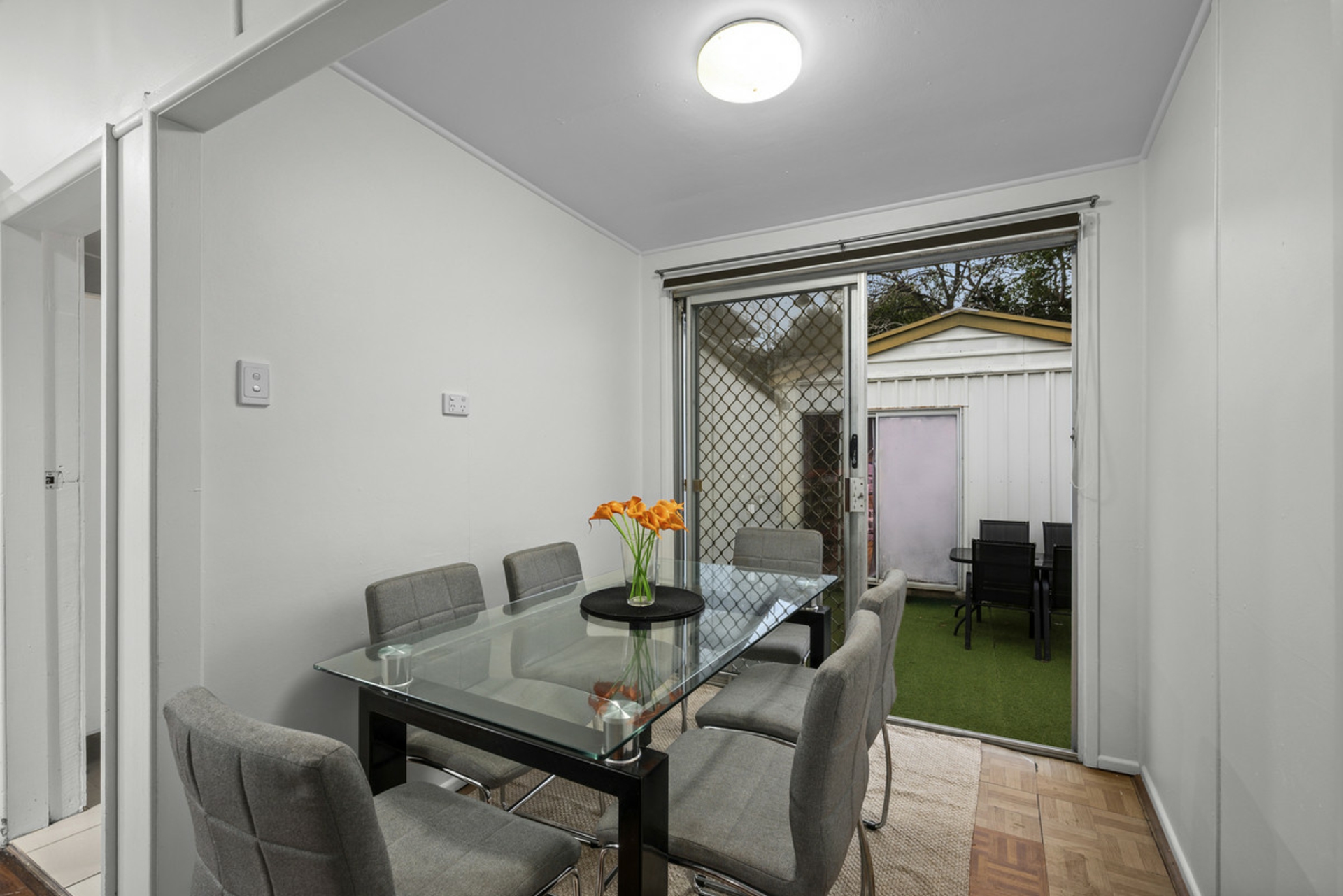 82 Lindwall Street — photo 8 of 22