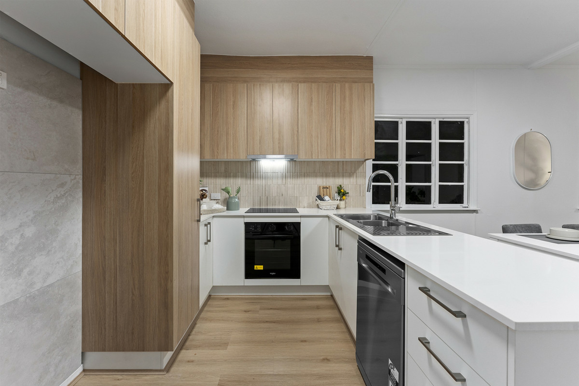 17 Hodel Street — photo 2 of 22