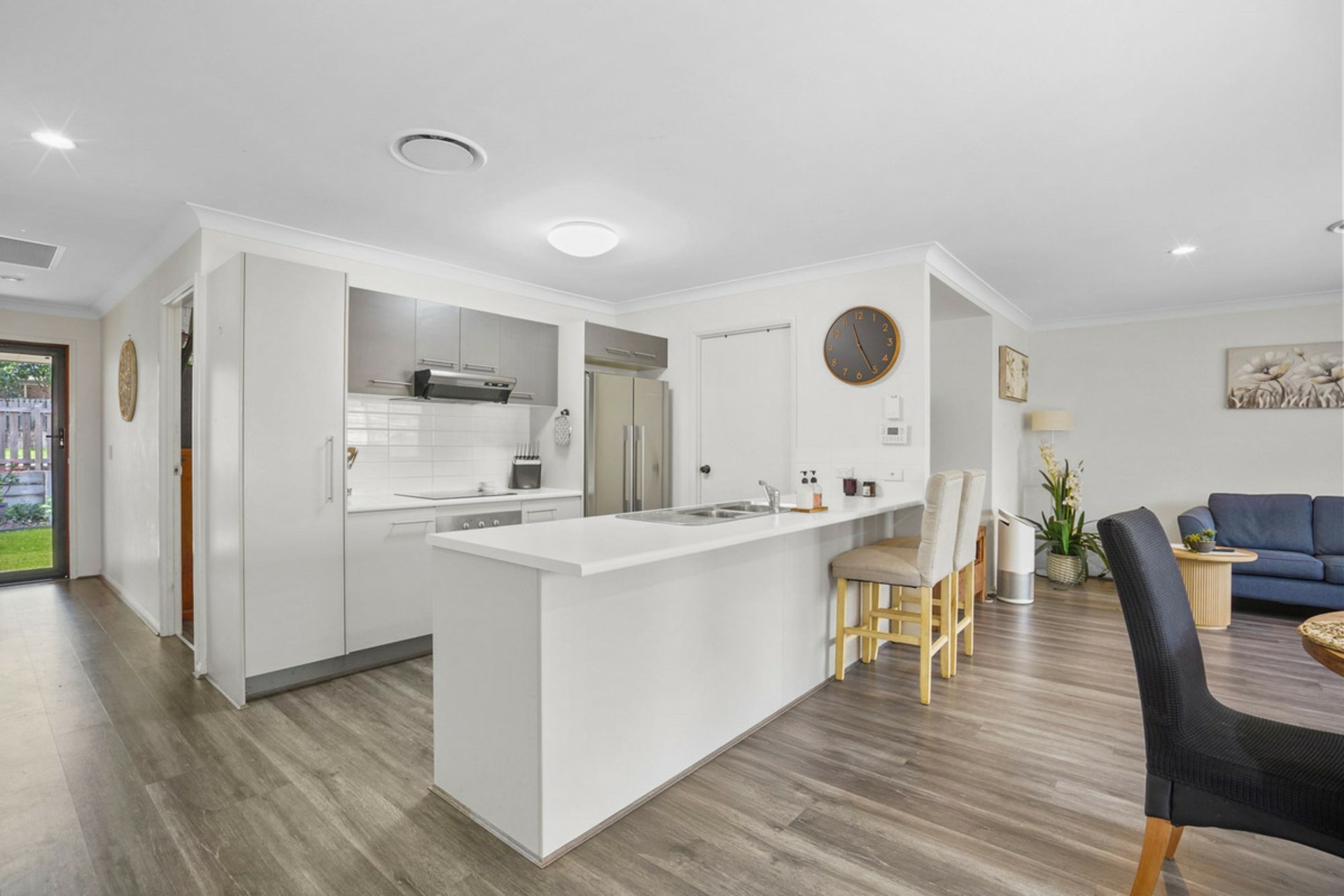 34/46 Hamish Street — photo 2 of 12