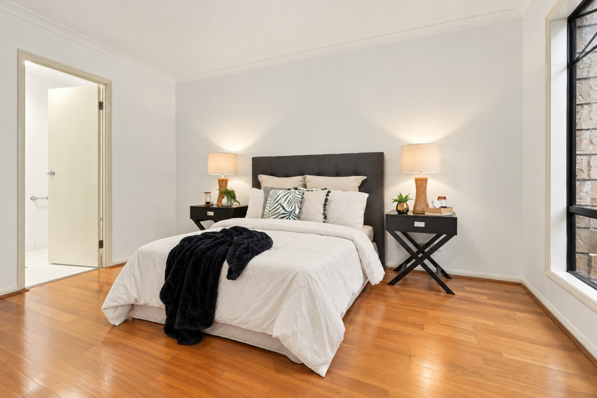 11 Cocoparra Crescent — photo 12 of 30