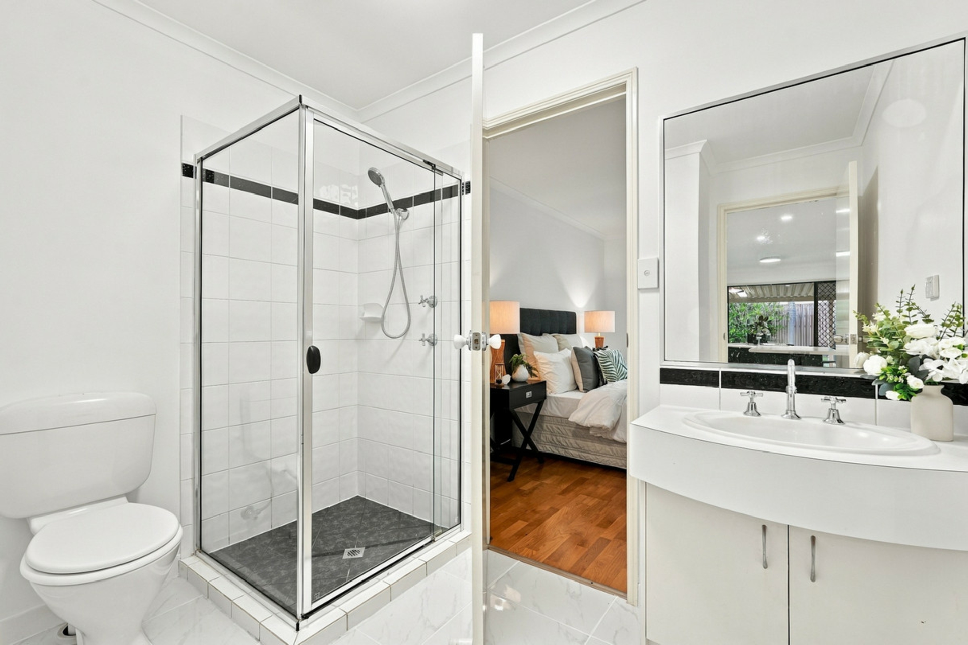 11 Cocoparra Crescent — photo 13 of 30
