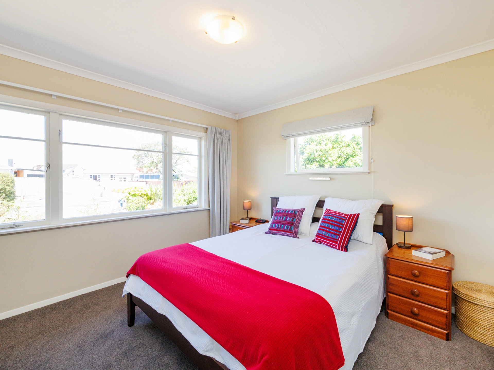 32 Kingston Street, AWAPUNI