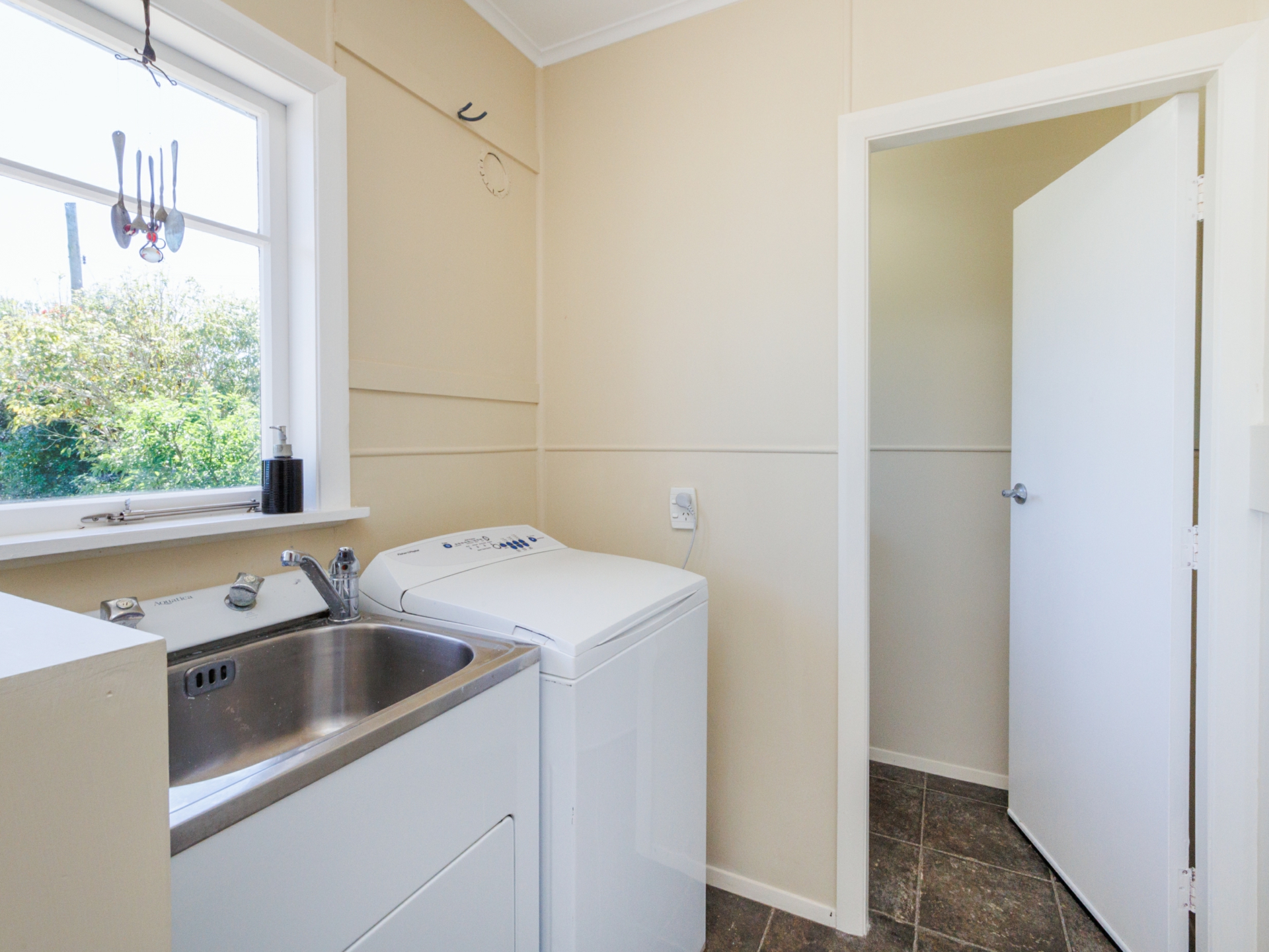 32 Kingston Street, AWAPUNI
