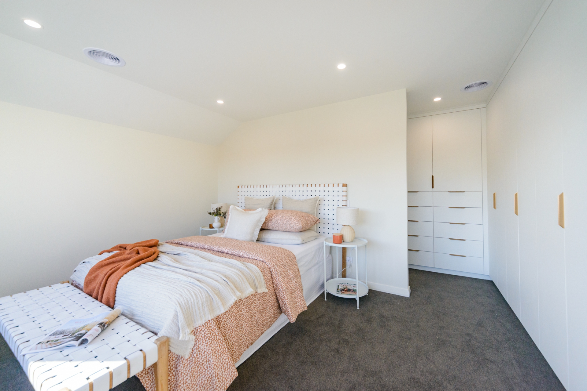170A Park Road, WEST END