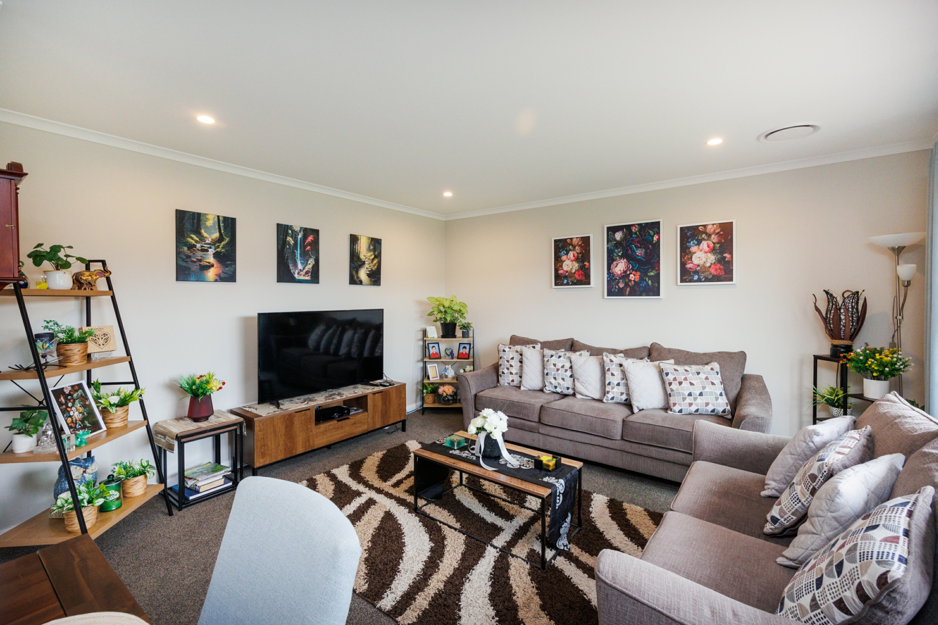 71 Johnstone Drive Fitzherbert Property Details LJ Hooker