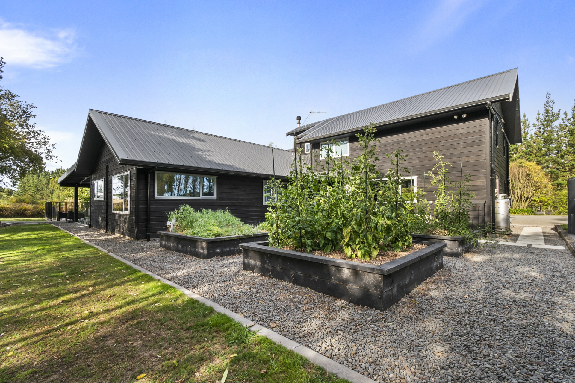 1717 State Highway 3, AWAHURI