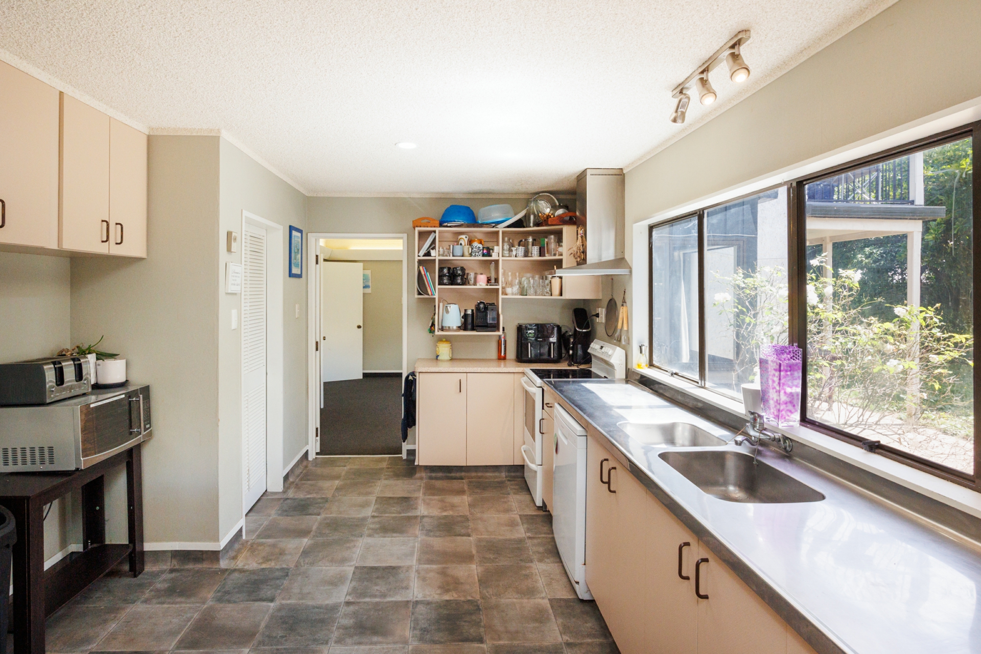 22 Truscott Grove, AWAPUNI