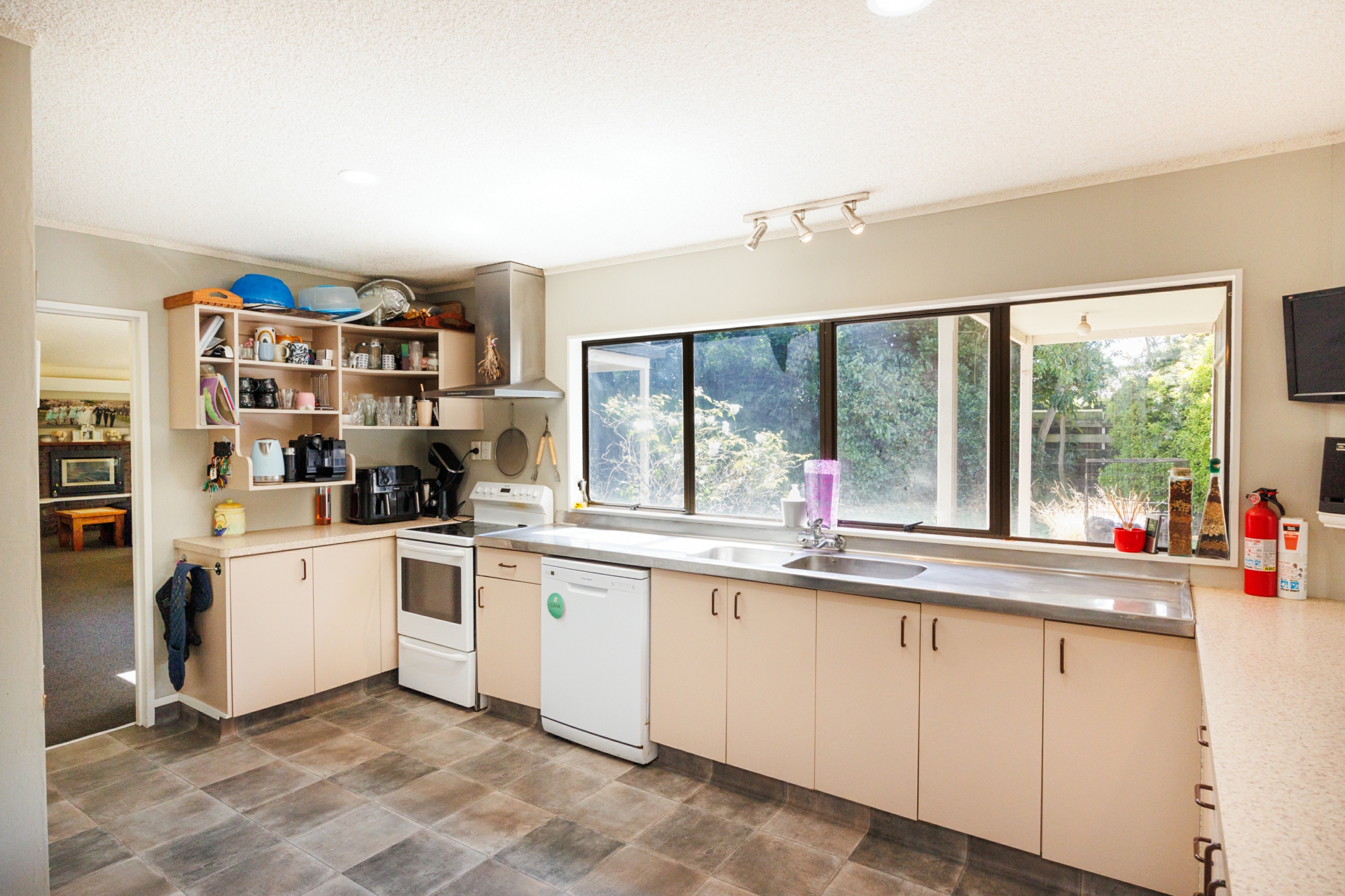 22 Truscott Grove, AWAPUNI