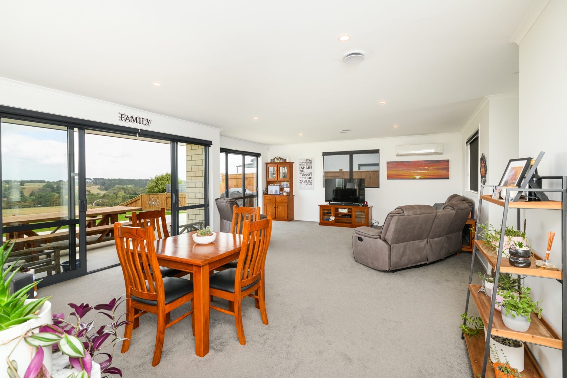 26 Varsity Heights Fitzherbert House for Sale LJ Hooker