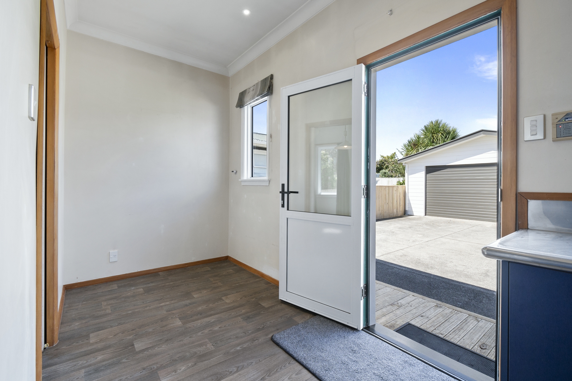 63 Guy Avenue, TAKARO