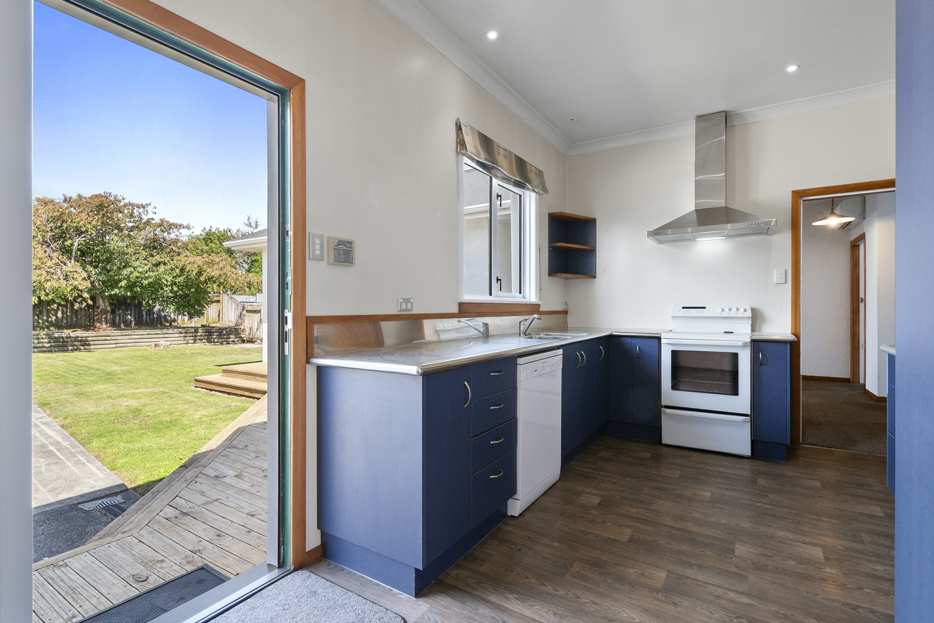 63 Guy Avenue, TAKARO