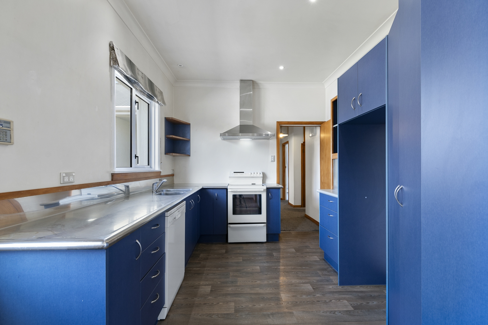 63 Guy Avenue, TAKARO