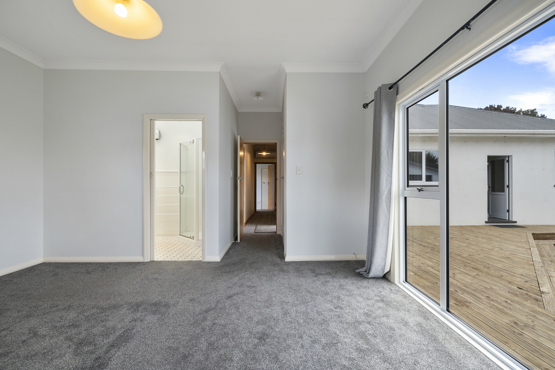 63 Guy Avenue, TAKARO
