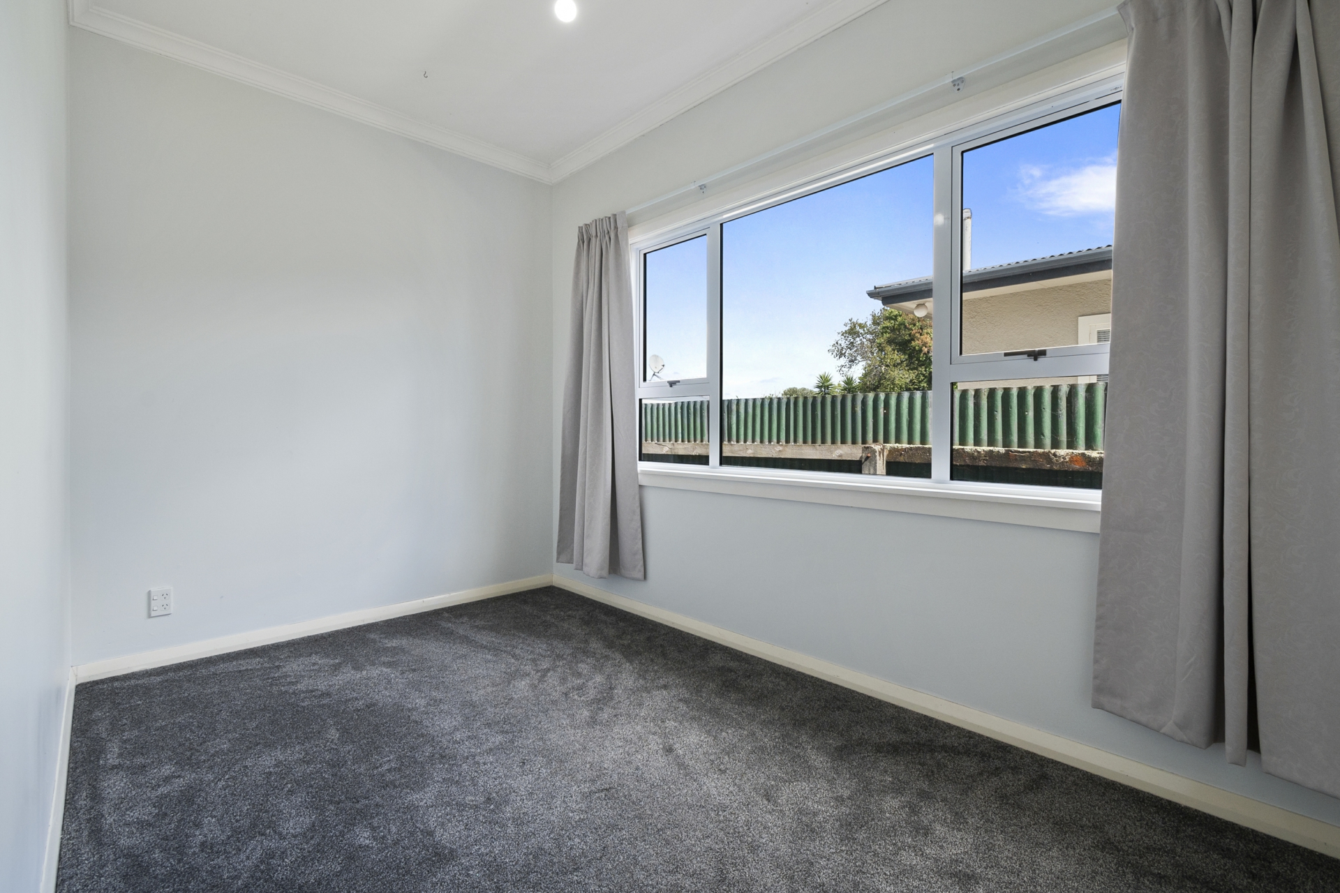 63 Guy Avenue, TAKARO