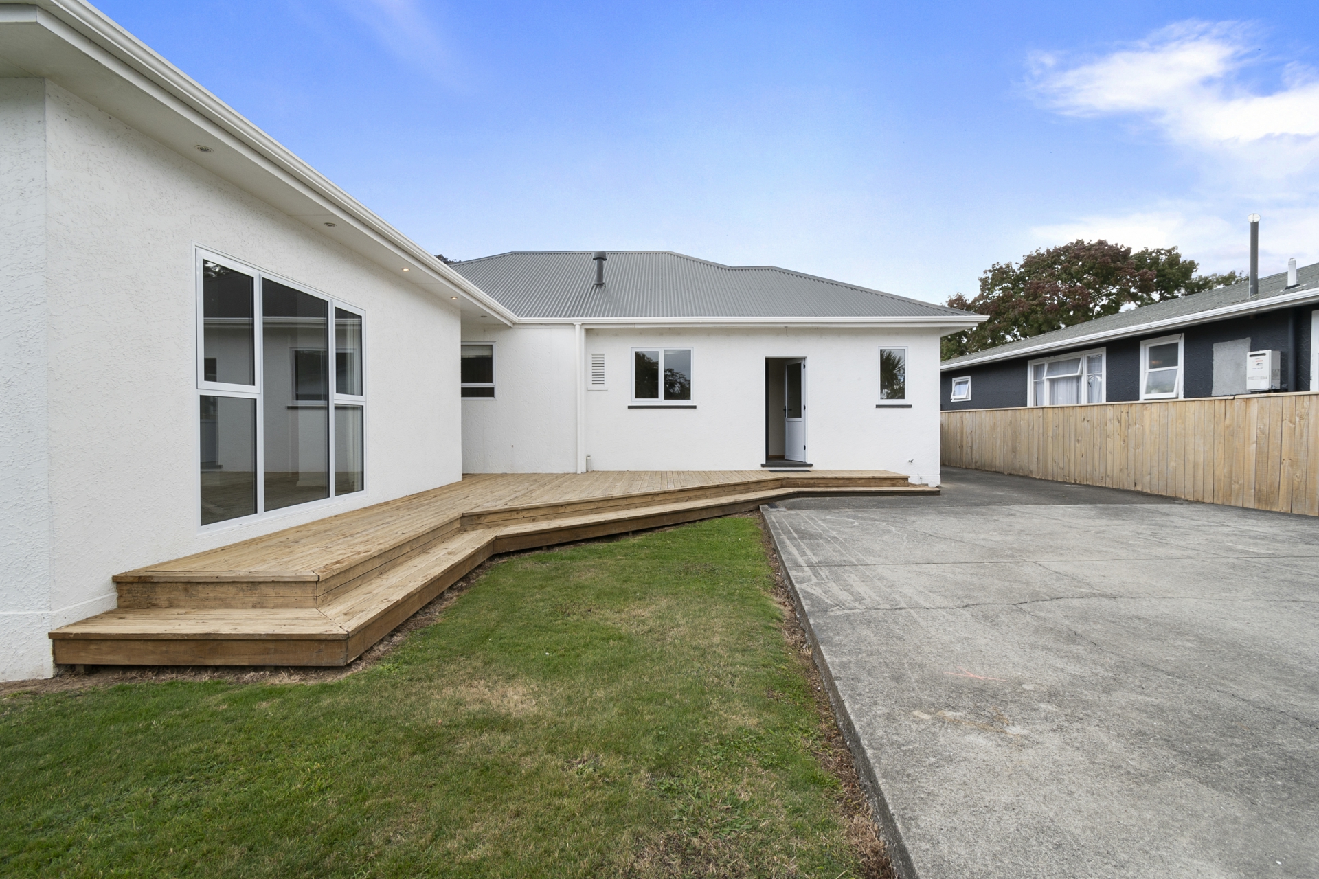 63 Guy Avenue, TAKARO
