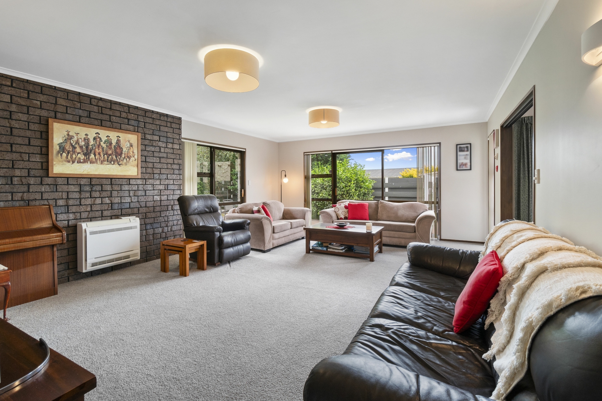27 Humphries Place, AWAPUNI