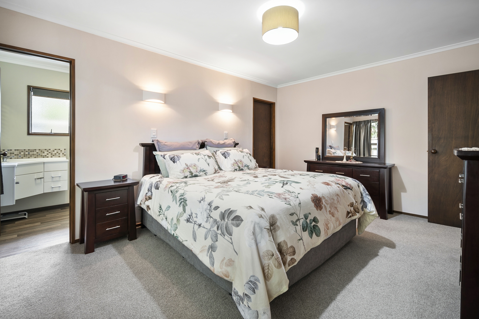 27 Humphries Place, AWAPUNI
