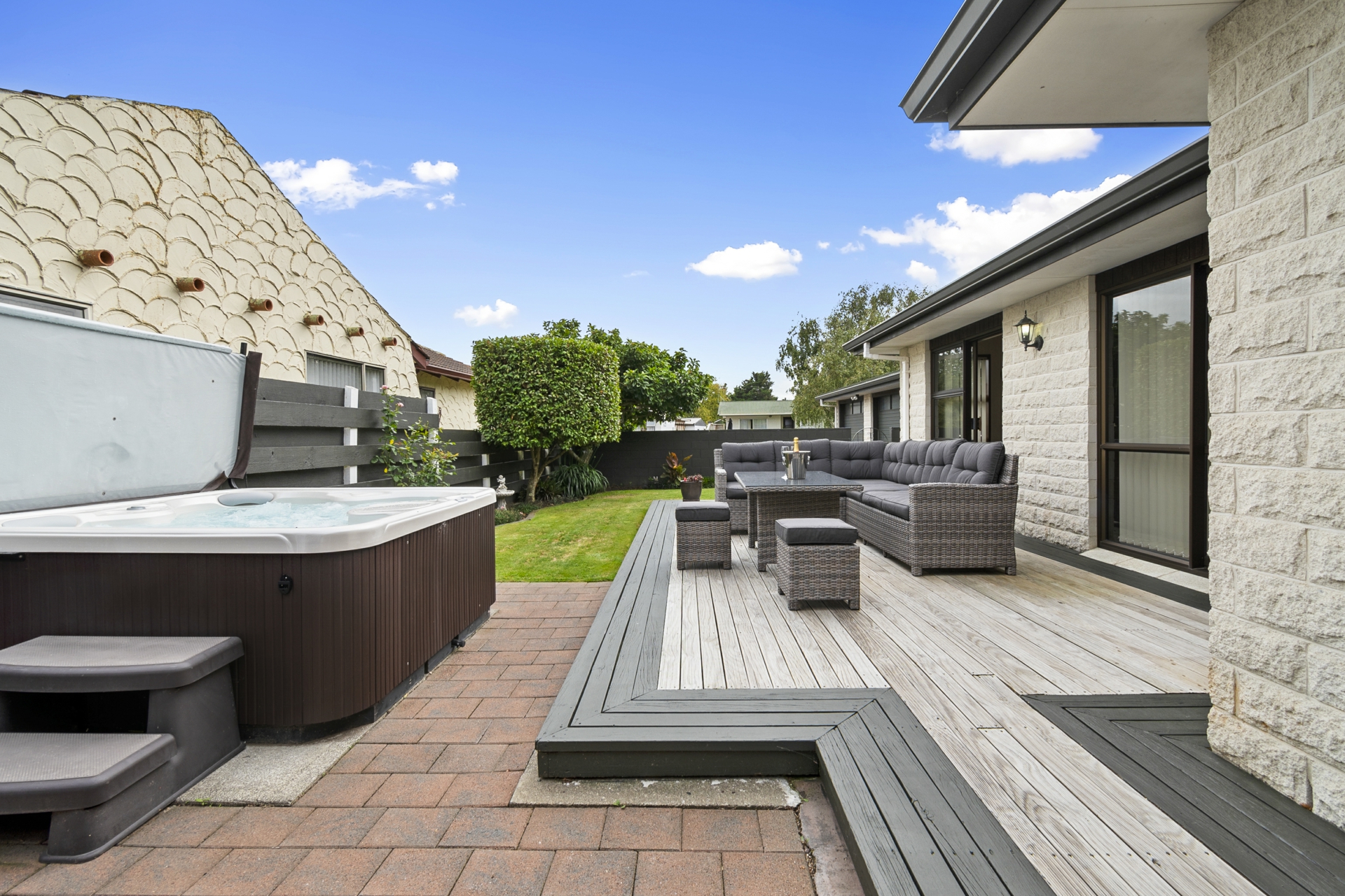 27 Humphries Place, AWAPUNI