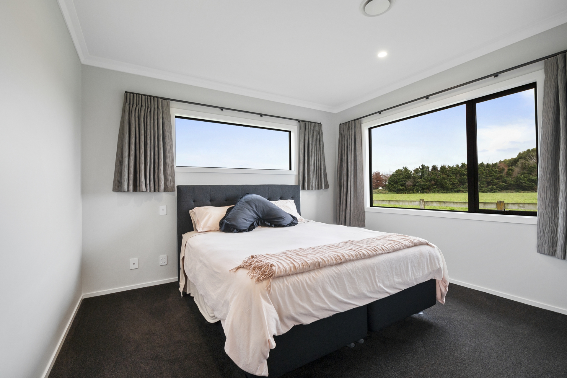 170 Shirriffs Road, AWAPUNI