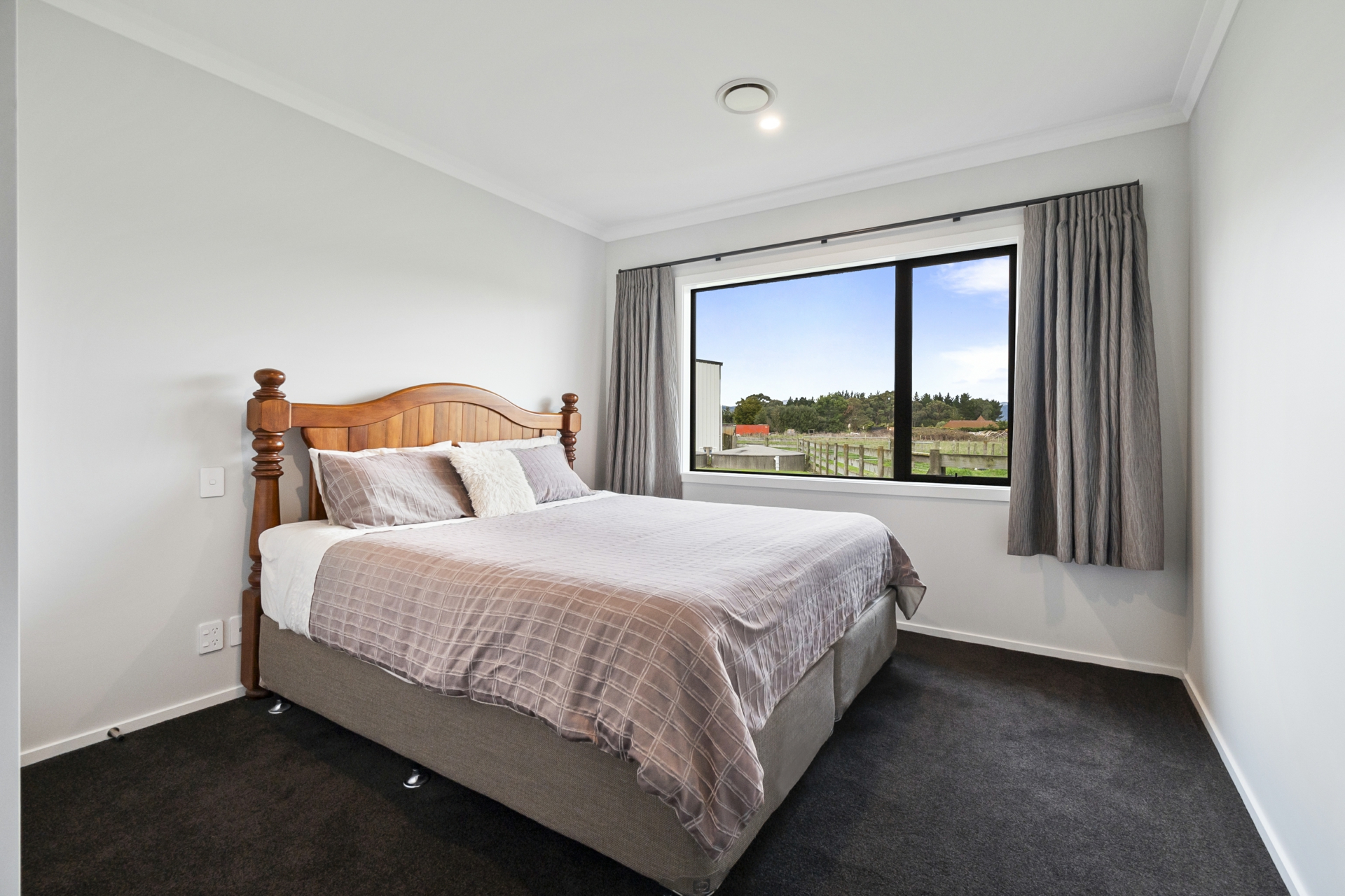 170 Shirriffs Road, AWAPUNI