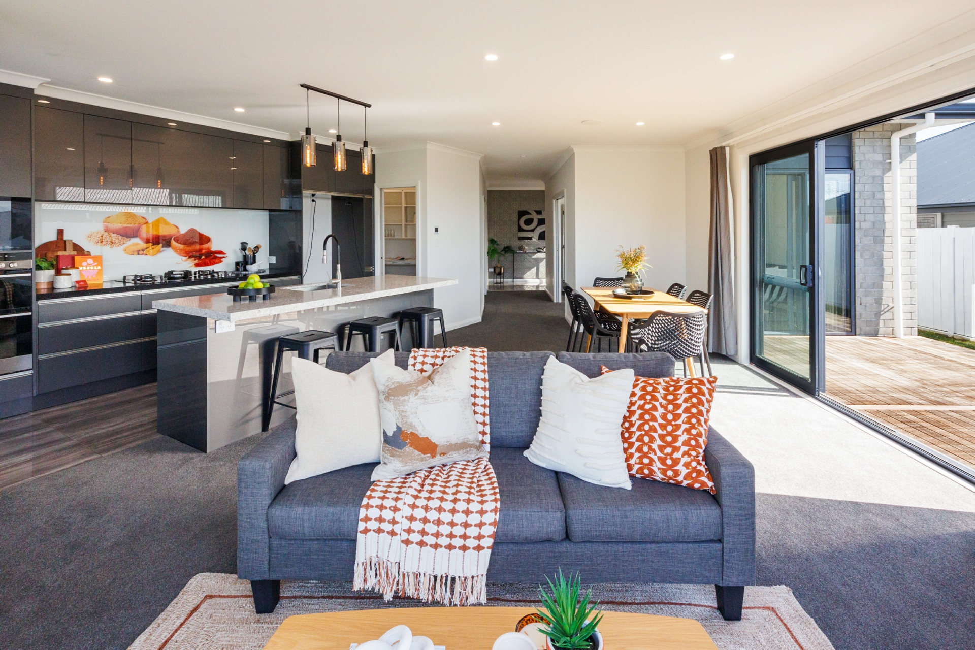 48 Sardinia Grove, FITZHERBERT