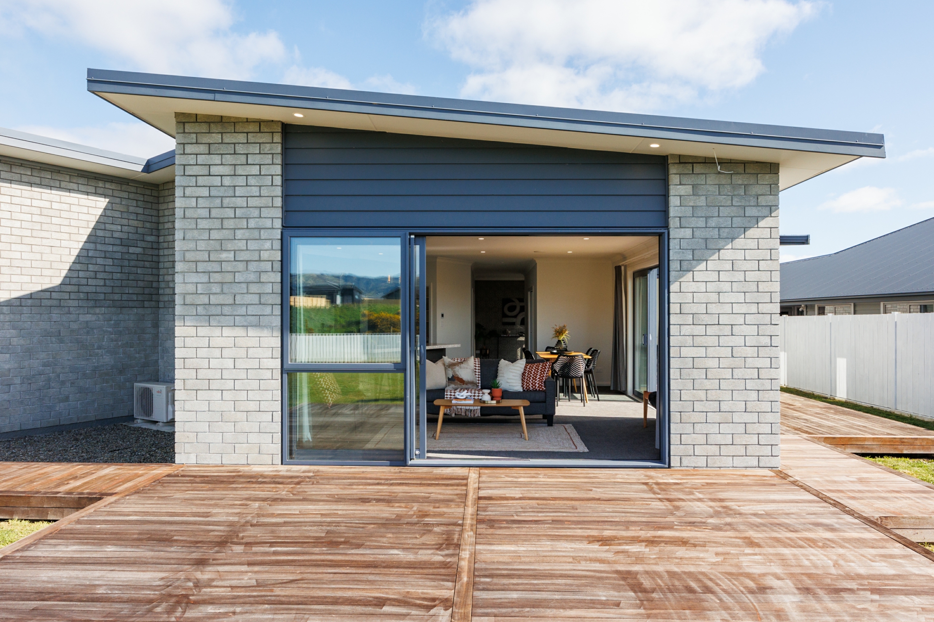 48 Sardinia Grove, FITZHERBERT