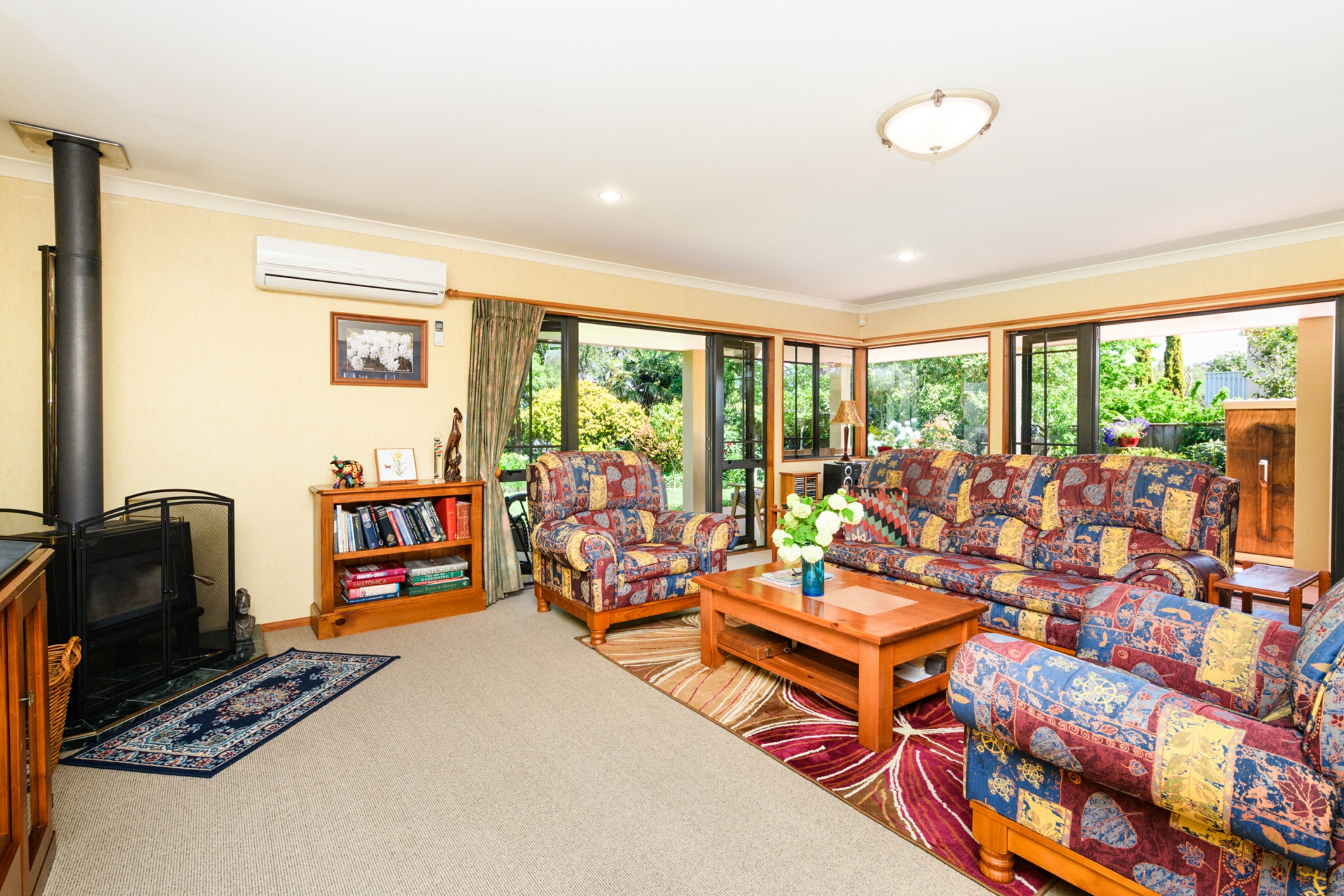 11 La Lena Grove, FITZHERBERT