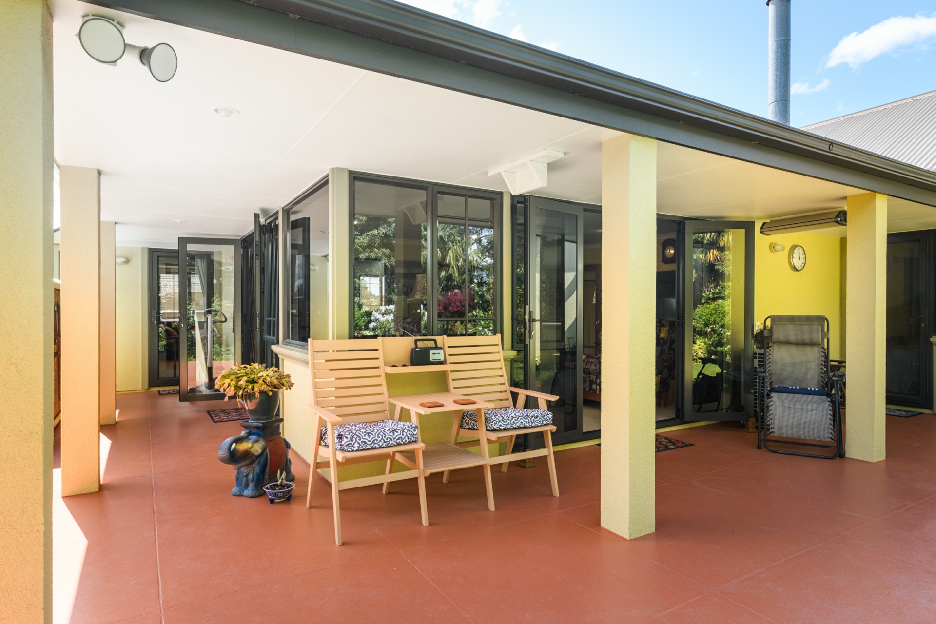 11 La Lena Grove, FITZHERBERT