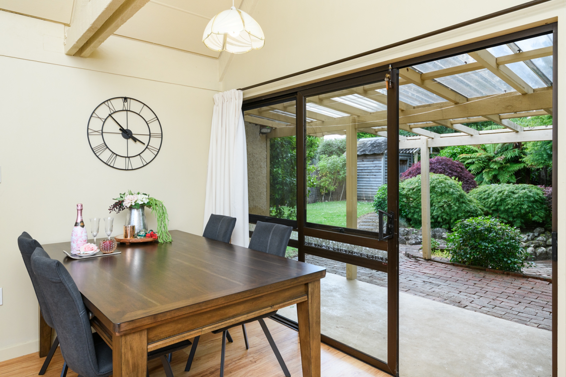 45 Buick Crescent, AWAPUNI