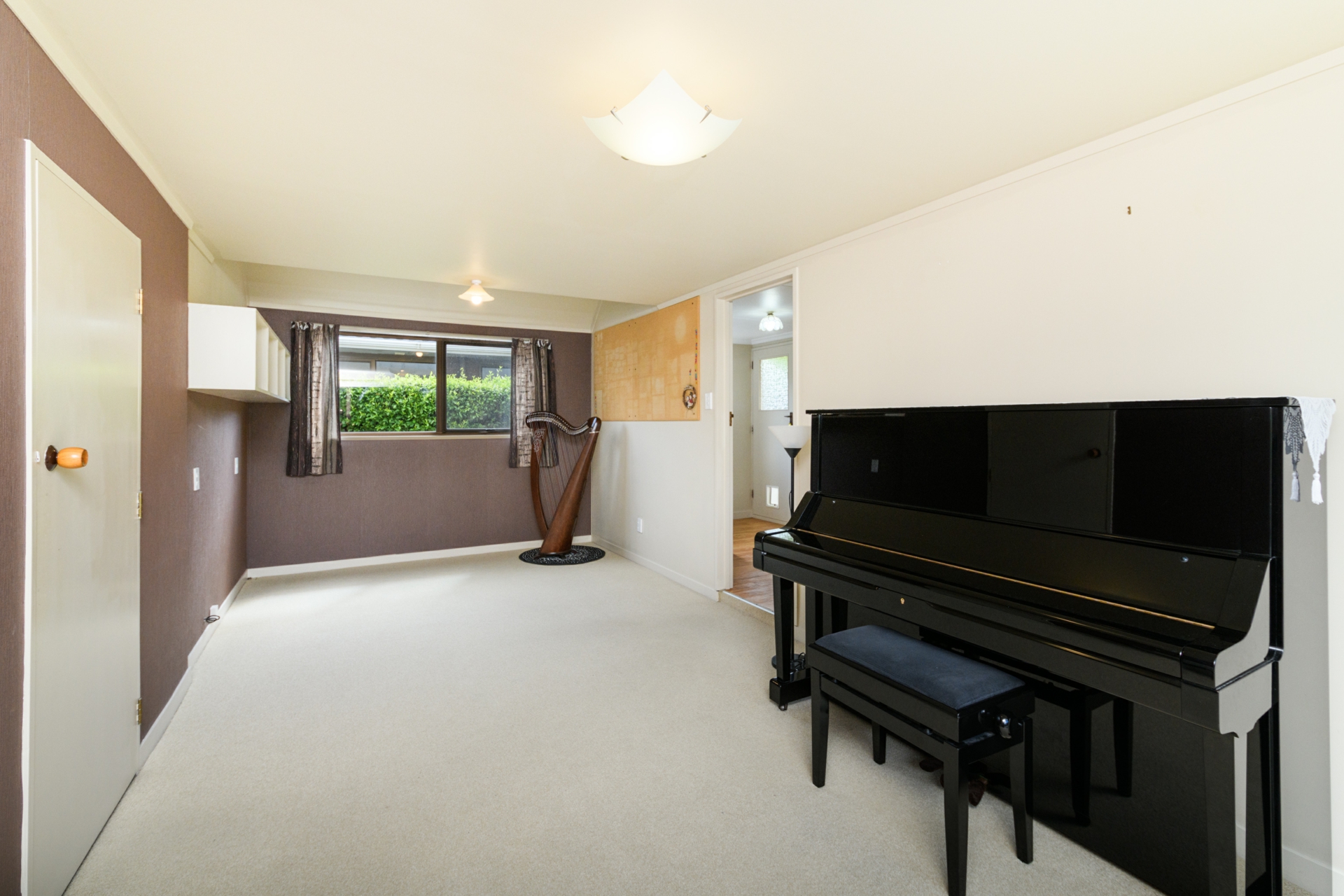 45 Buick Crescent, AWAPUNI
