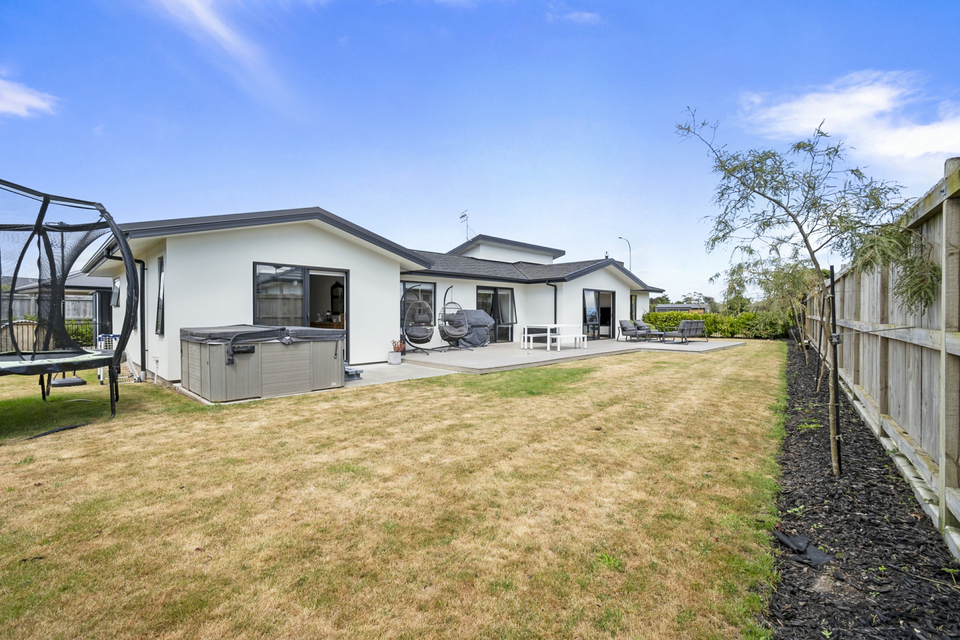 144 Pharazyn Street, FEILDING