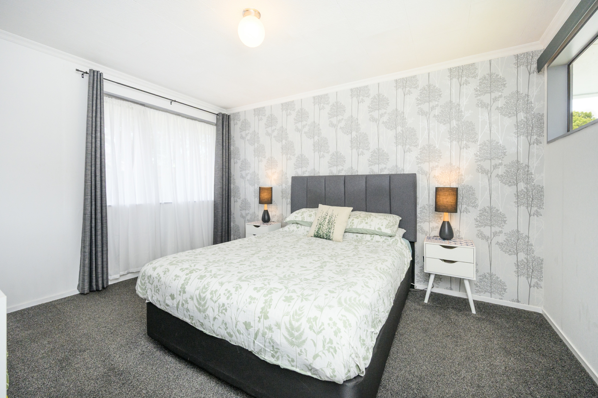 83 Shamrock Street, TAKARO