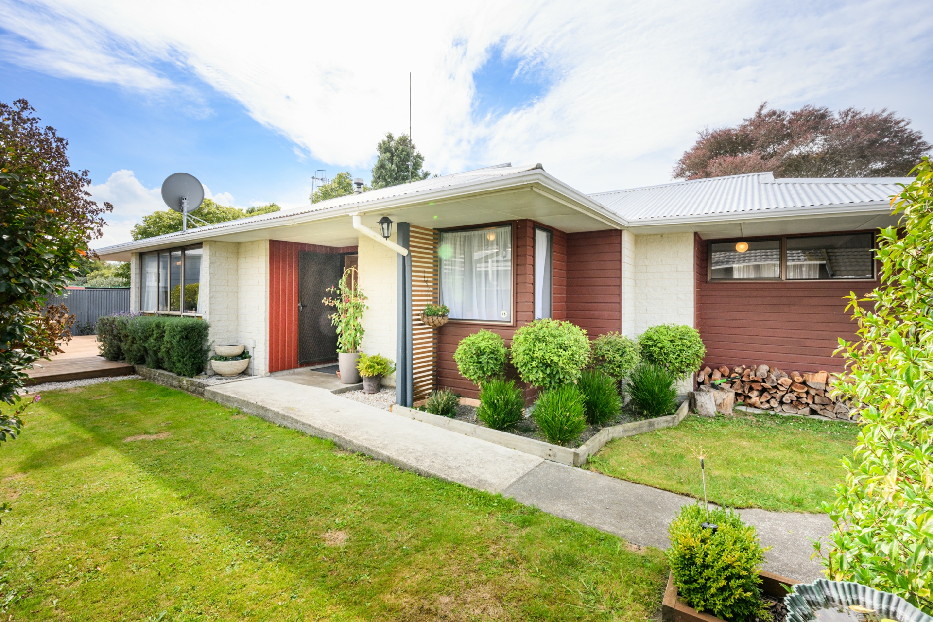 83 Shamrock Street, TAKARO